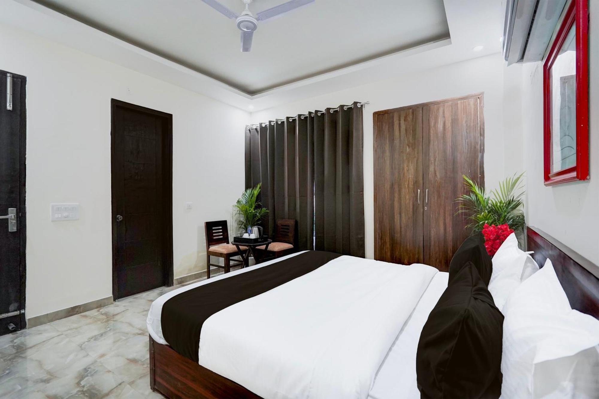 Townhouse Delight Inn Gurgaon Dış mekan fotoğraf