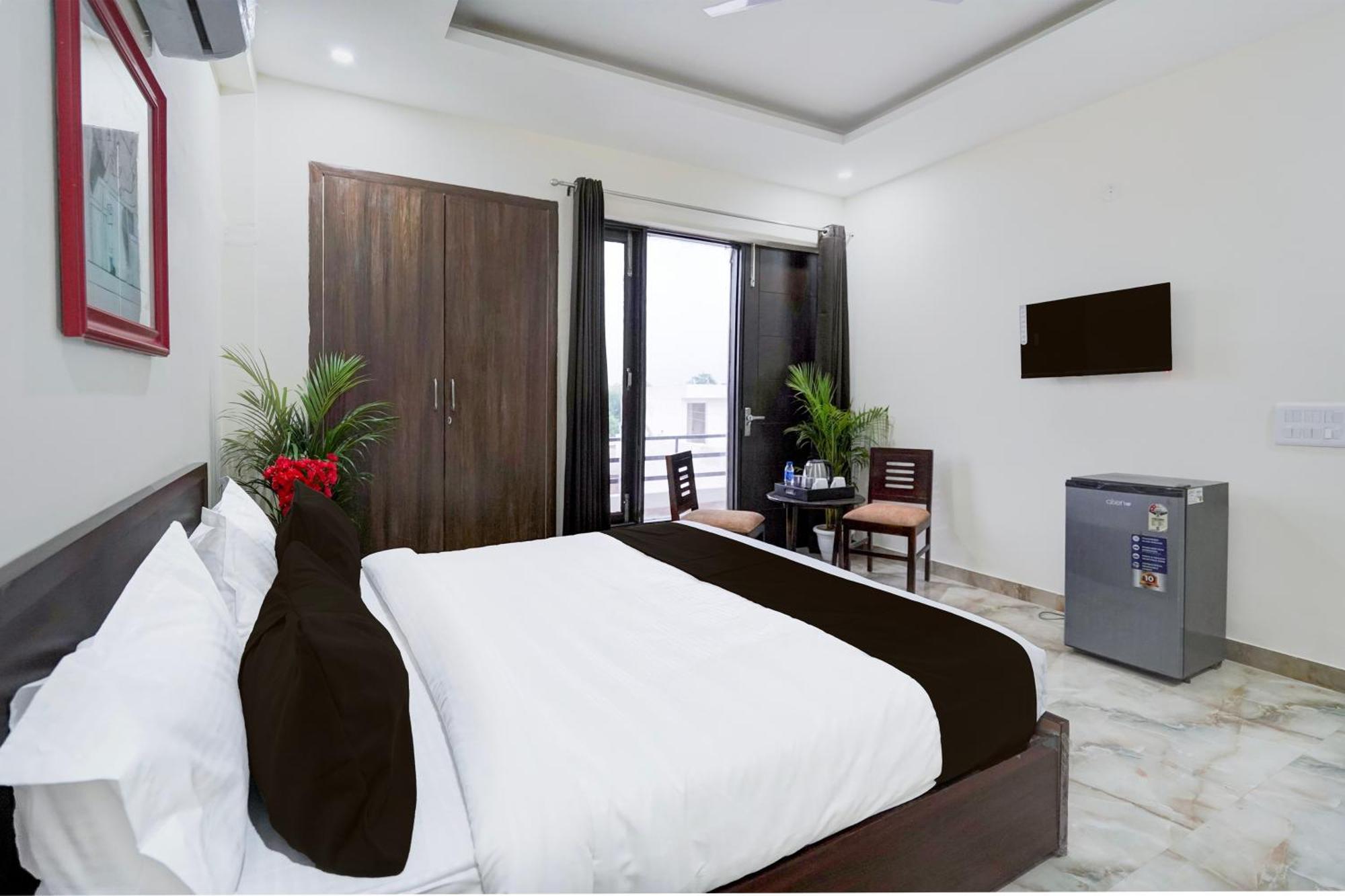 Townhouse Delight Inn Gurgaon Dış mekan fotoğraf