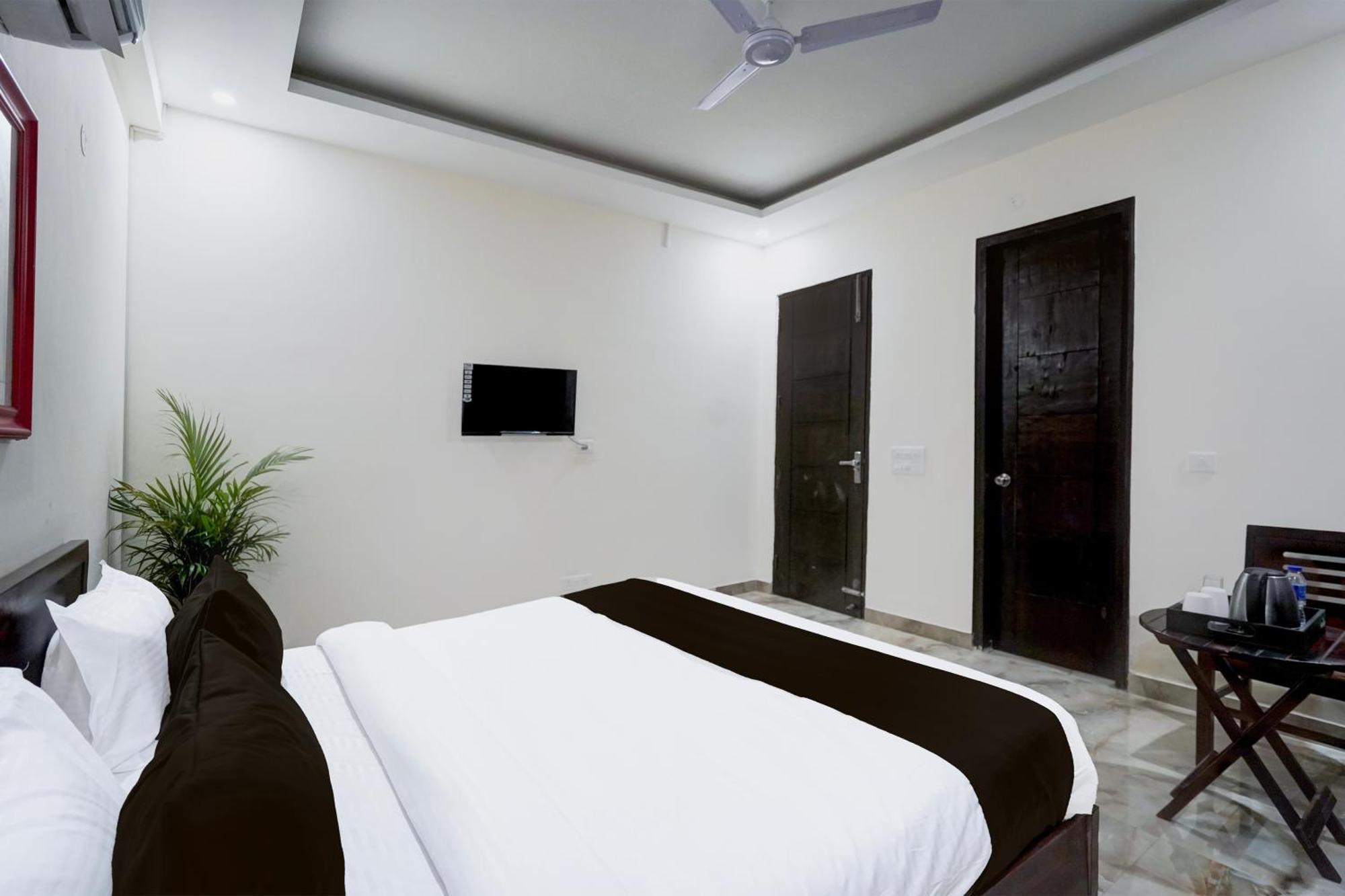 Townhouse Delight Inn Gurgaon Dış mekan fotoğraf