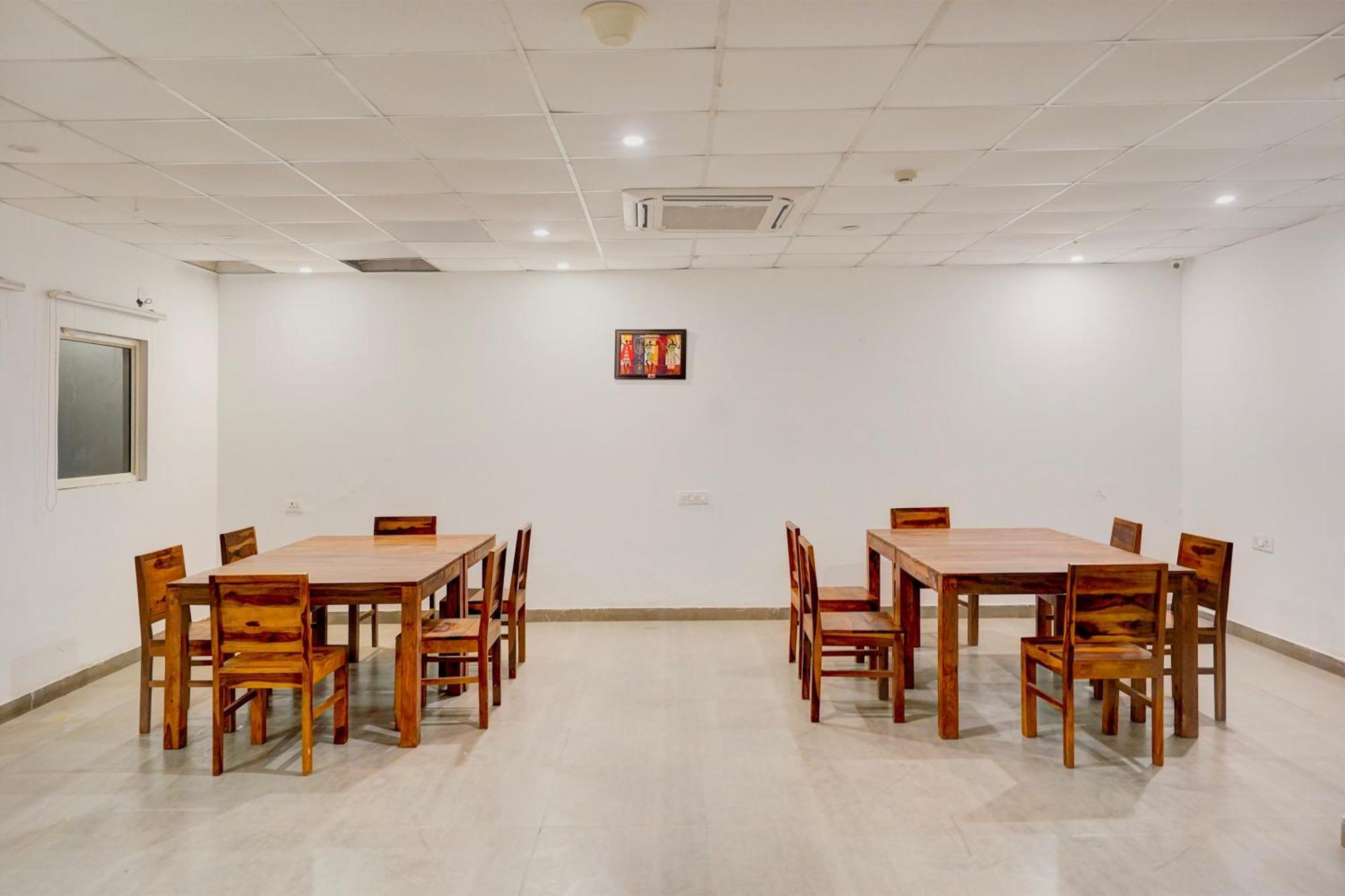 Townhouse Delight Inn Gurgaon Dış mekan fotoğraf