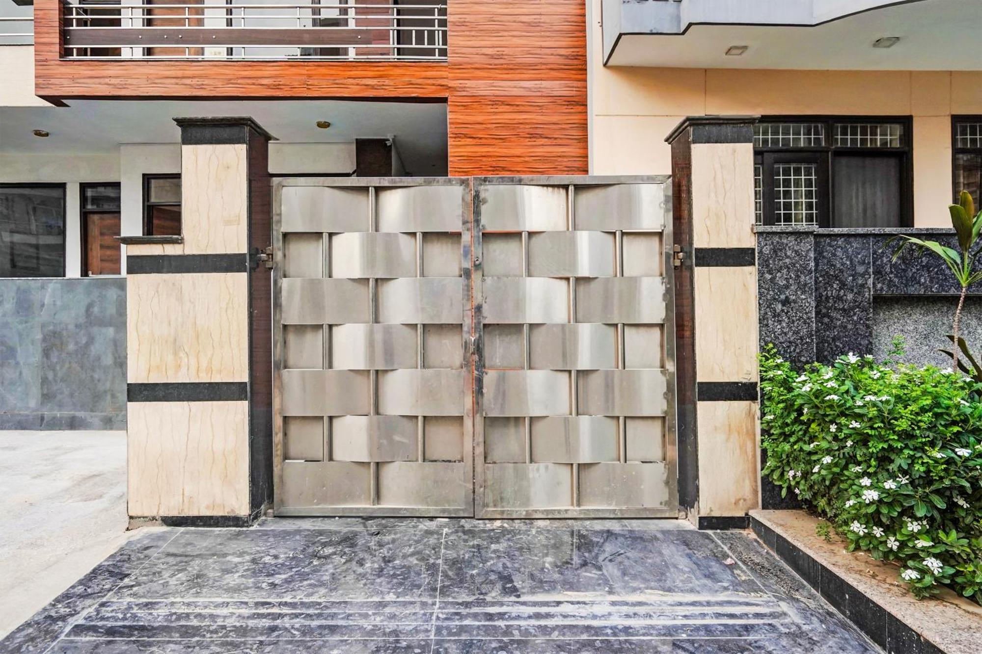 Townhouse Delight Inn Gurgaon Dış mekan fotoğraf